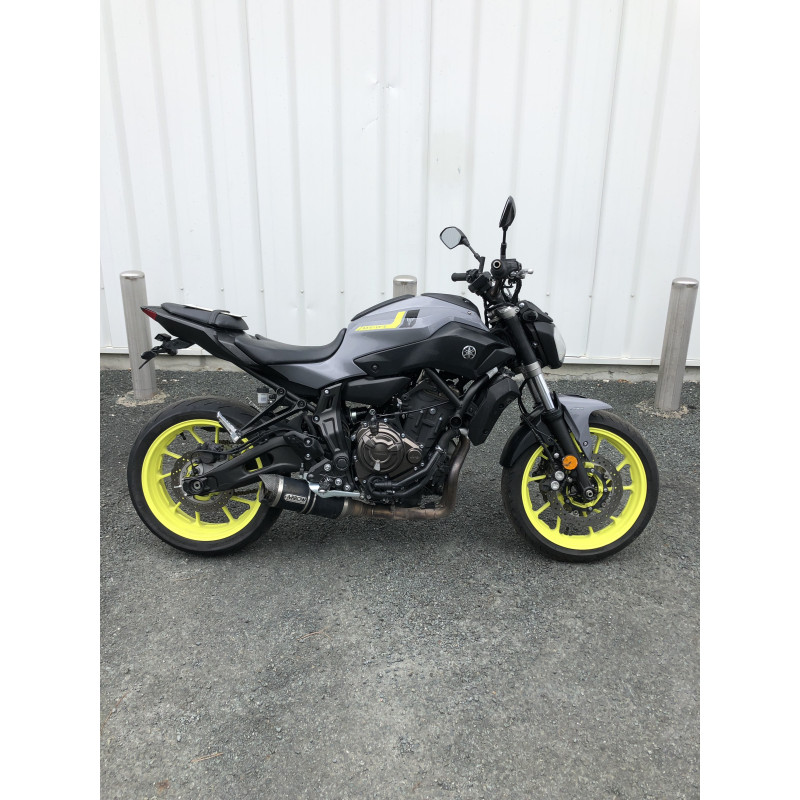 YAMAHA MT 07 "A2"