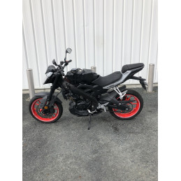 YAMAHA MT 125