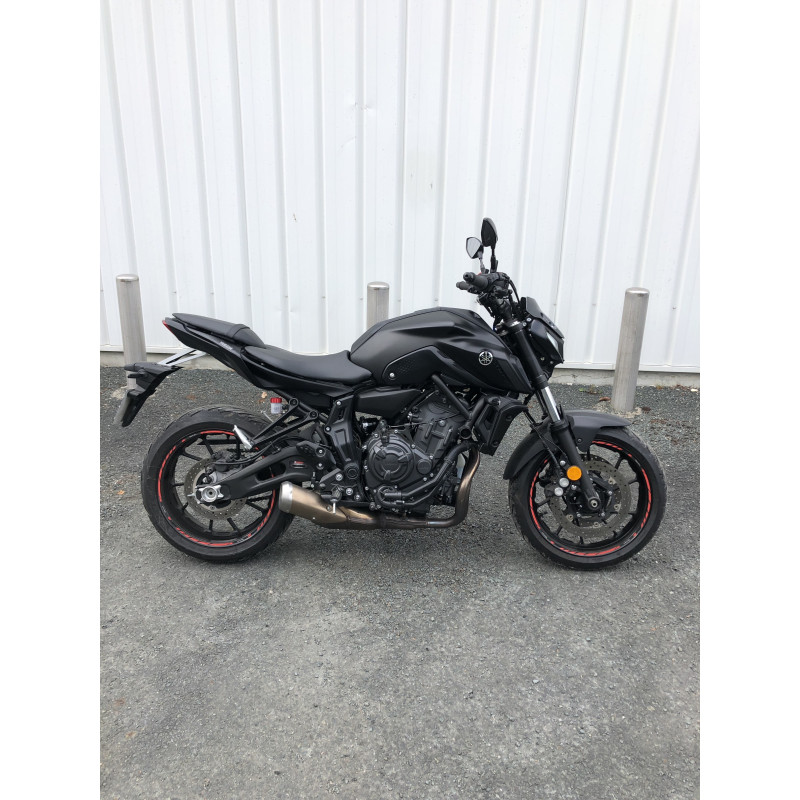 YAMAHA MT07 "A2"